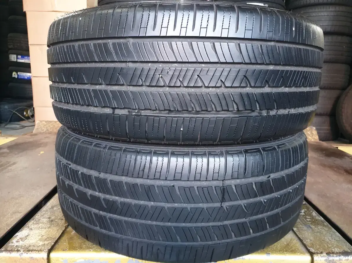 중고타이어 팔켄 ZIEX CT60 A/S 255/45R20 2본 세트